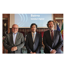 PRR O Secretário Estado da Economia visitou o Bairro Comercial Digital de Setúbal